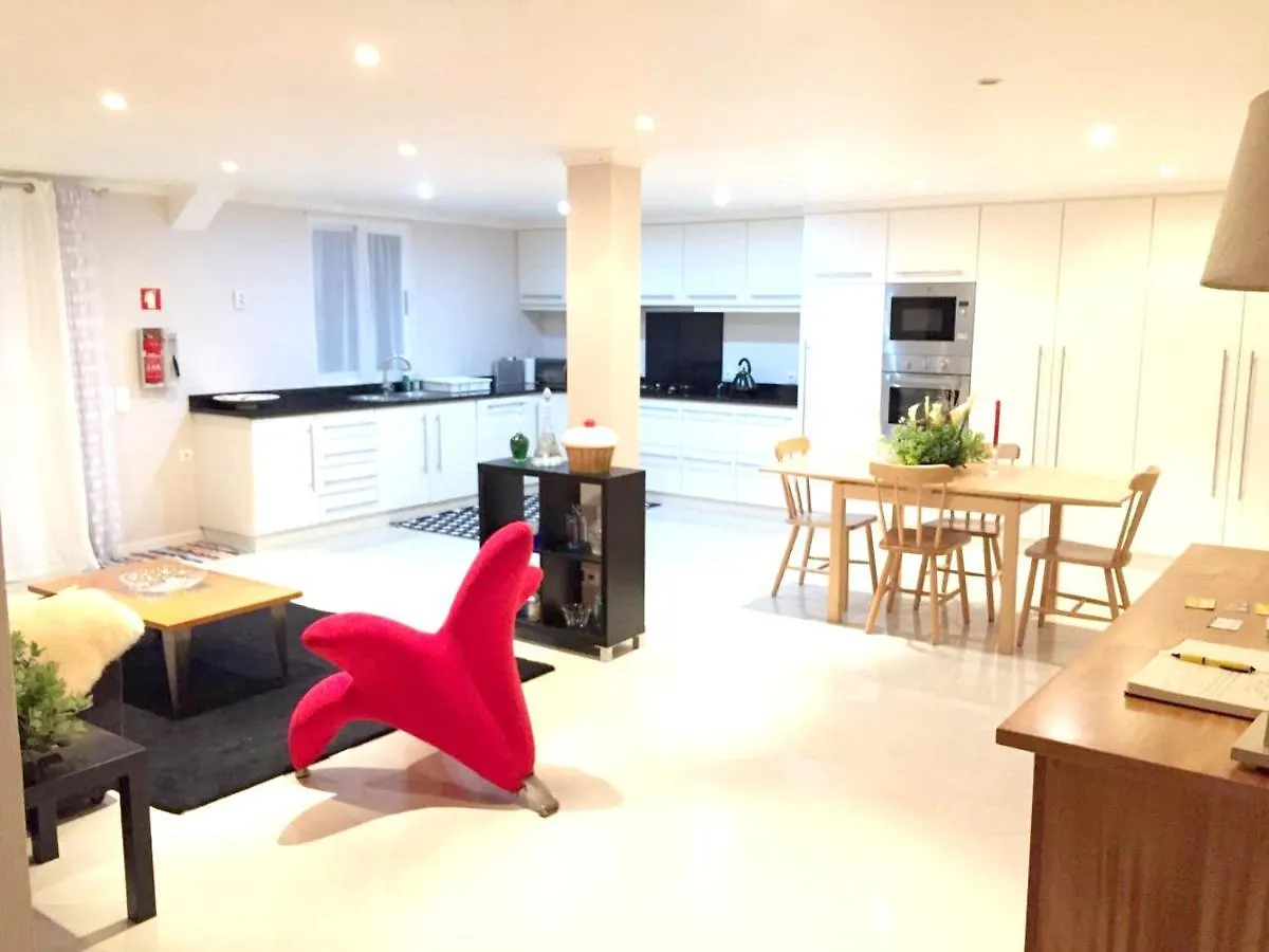 Elegant Apartment In Levada Grande + Terrace + 120 M² 0*,
